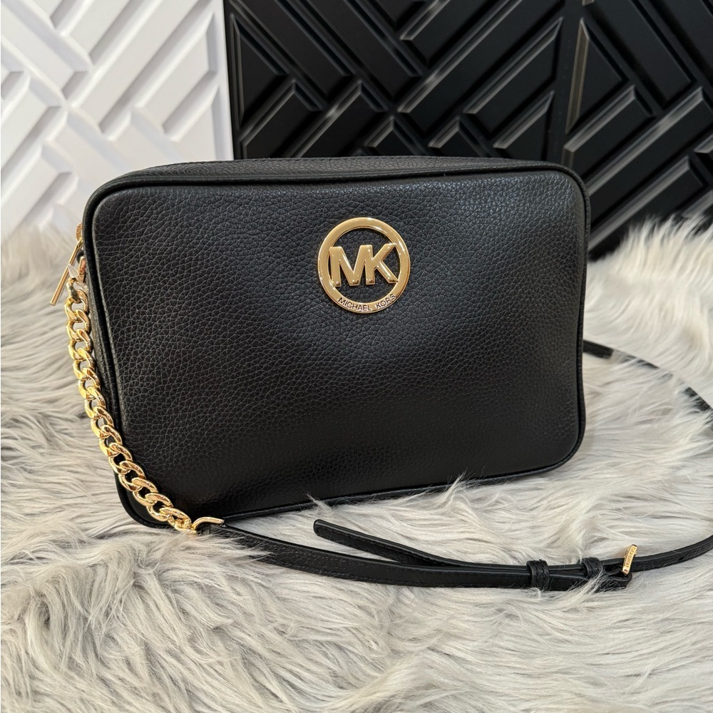 Michael Michael Kors Fulton LG EW Leather Crossbody NWT